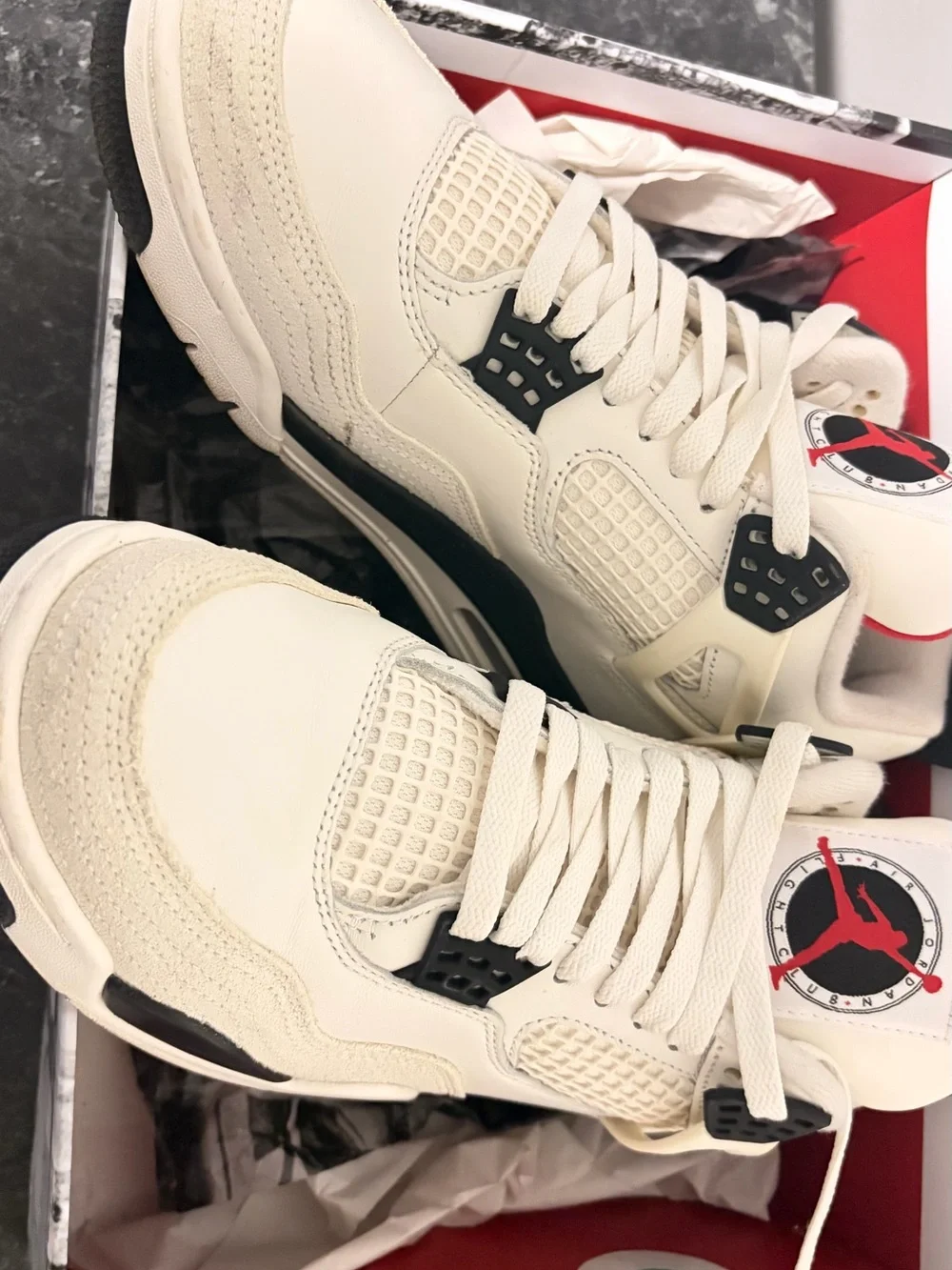 Jordan Air Jordan 4 Retro OG FC — White, Black, Red